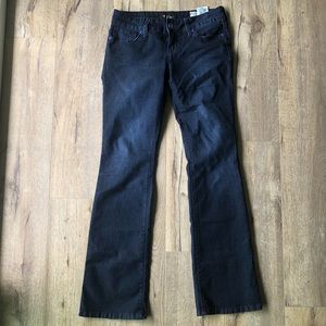 Guess 28 Sarah Fit Dark Wash Med Rise Boot Jeans